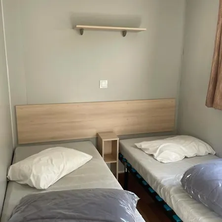 Mobilhome Ligaropa Climatisé 3 Ch 6 Pers Des 7 Fonts *